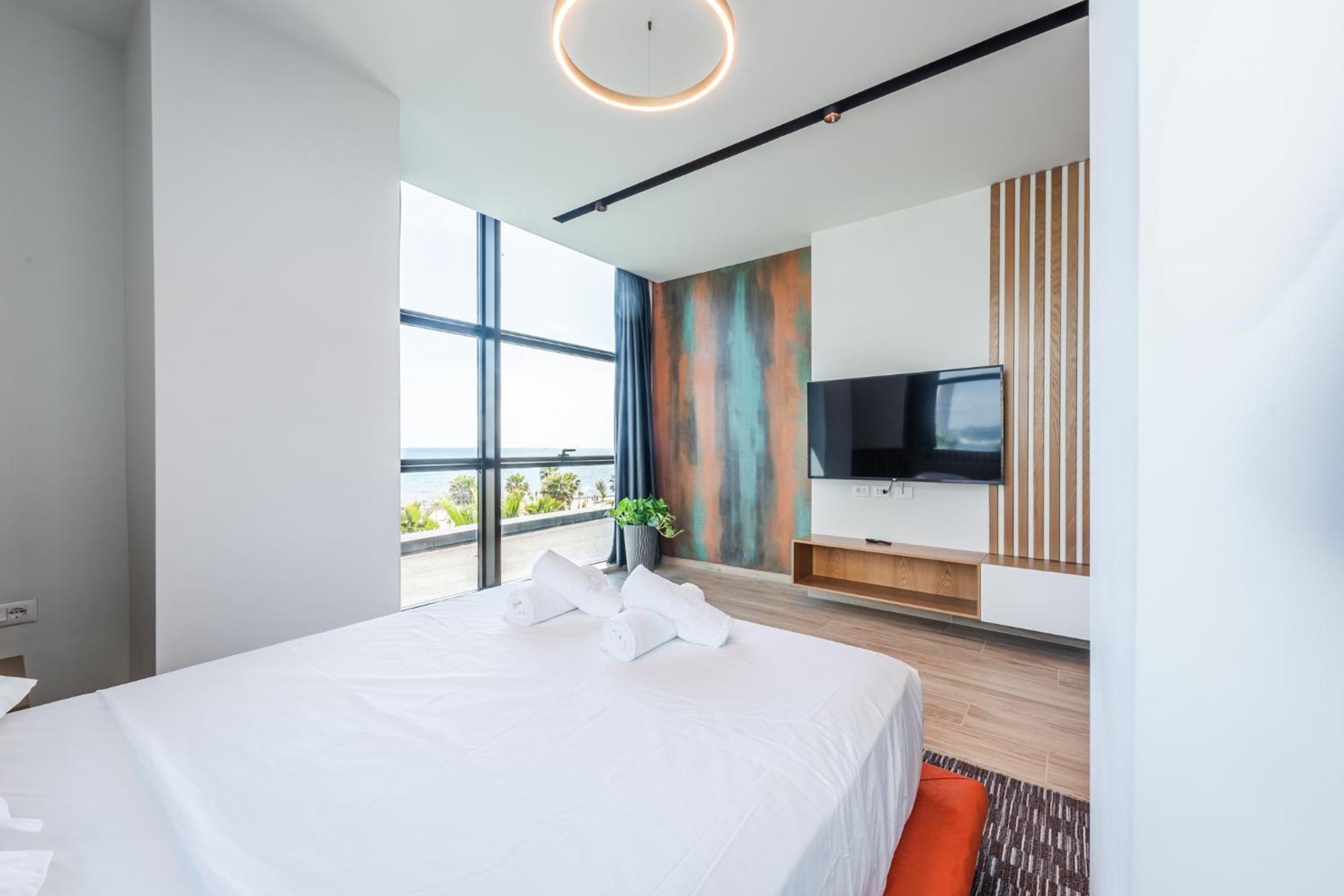 Marina Luxury Suites By Ps Durrës Exterior foto