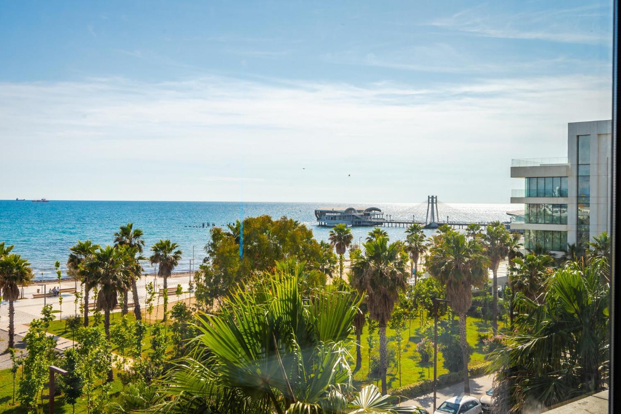 Marina Luxury Suites By Ps Durrës Exterior foto
